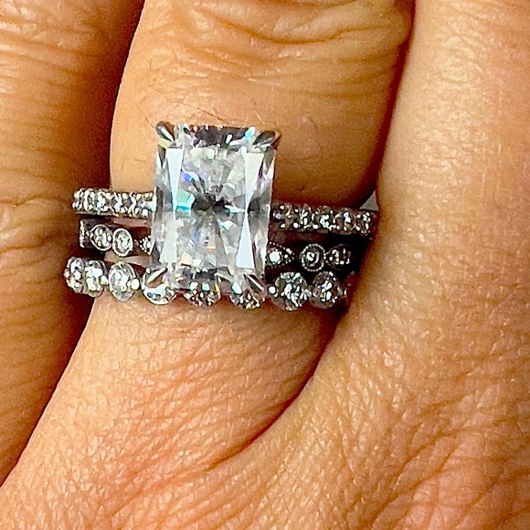 3CT Radiant Cut Moissanite Wedding/ Engagement Ring ❤️ Valentine’s Day ❤️